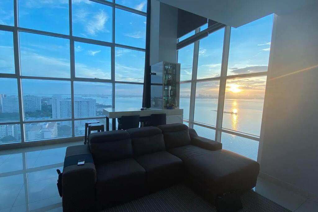 The Maritime Suite @ Panoramic Duplex 海景の家 Jelutong Экстерьер фото